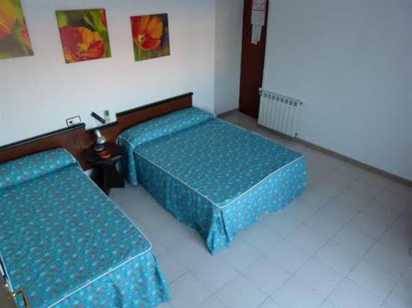 Hostal Pardo ميامي بلاتجا المظهر الخارجي الصورة