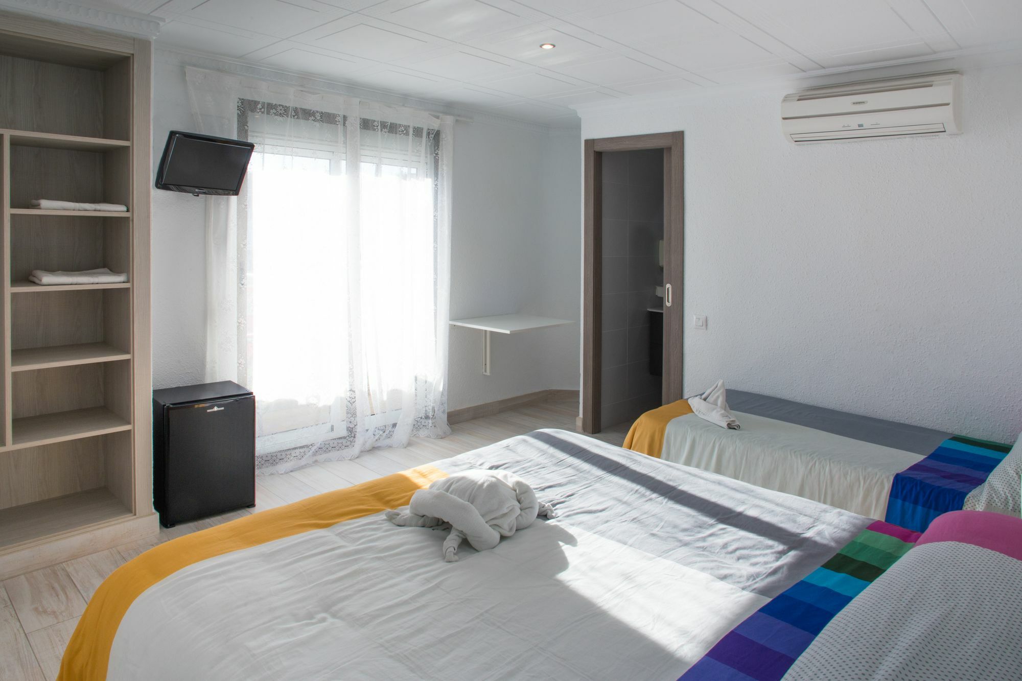 Hostal Pardo ميامي بلاتجا المظهر الخارجي الصورة